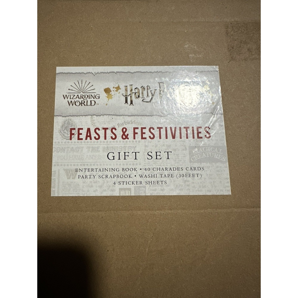 HARRY POTTER WIZARDING WORLDS FEASTS & FESTIVITIES GIFT  new box damage